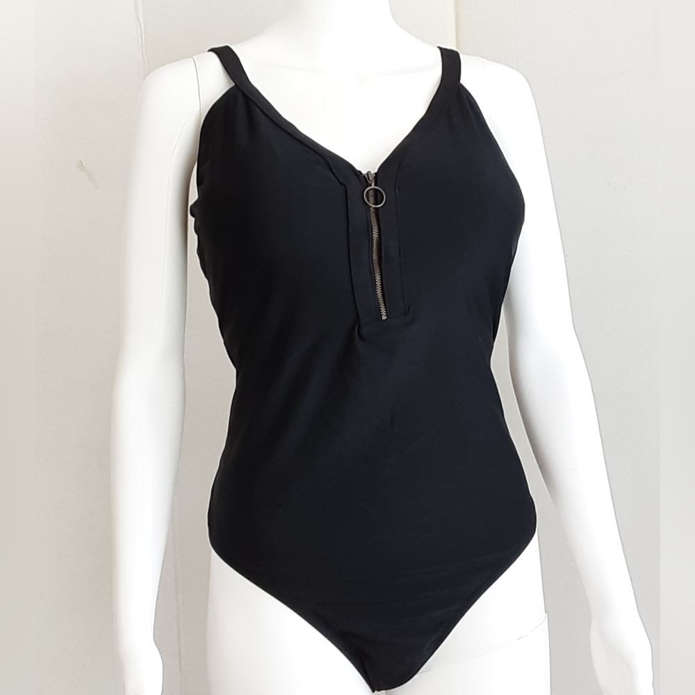 PLUS SZ 16 NWT MYNAH Black Quarter Zip Front Cut Out Back 1 Pc Swimsuit